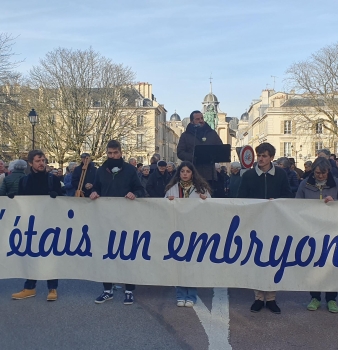 [Actualités] Intervention à la tribune de la mobilisation contre la constitutionnalisation de l’IVG