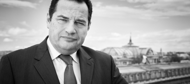 « Le site du gouvernement propose l’avortement en toute situation » – Interview pour le Rouge et le Noir