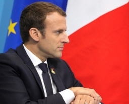 « Macron ou l’Europe sans la France » – Tribune de Jean-Frédéric Poisson